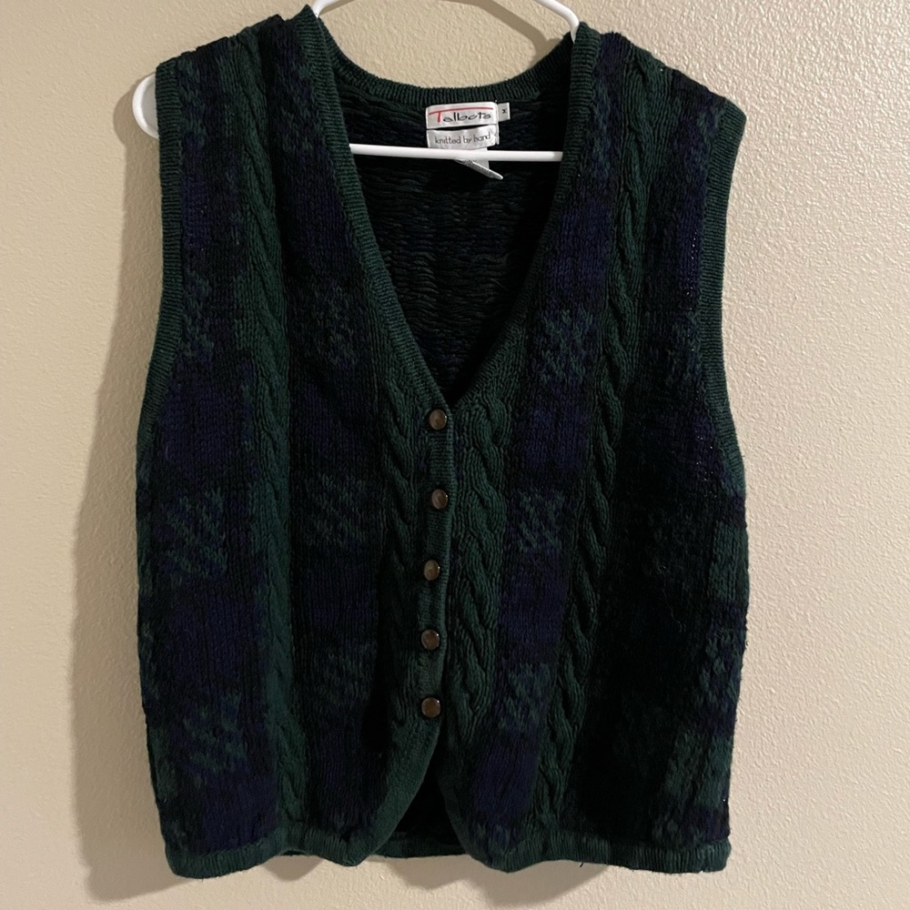cutest green, blue & black plaid sweater vest!!